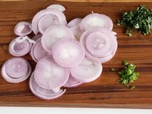 Onion Chili Salad
