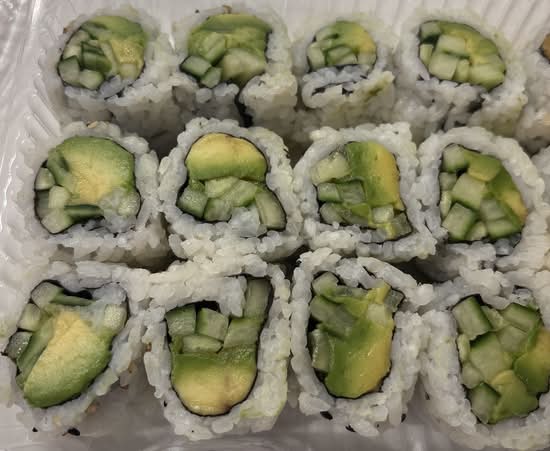 R2 Avocado Cucumber roll