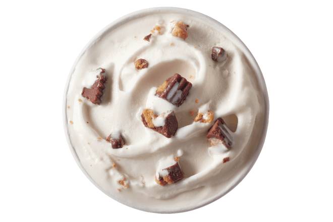 REESE® Peanut Butter Cups BLIZZARD® Treat