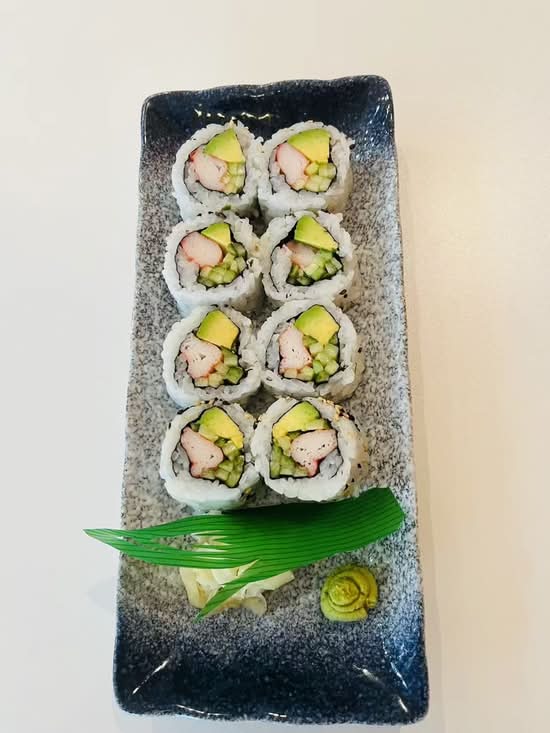 A02-California Roll (8 pcs)