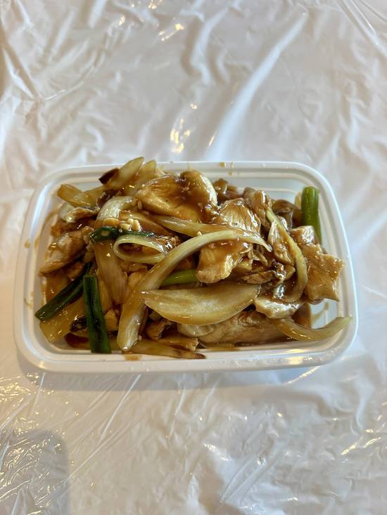C15. Poulet aux échalotes et au gingembre / Shallots and Ginger Chicken 姜葱鸡片