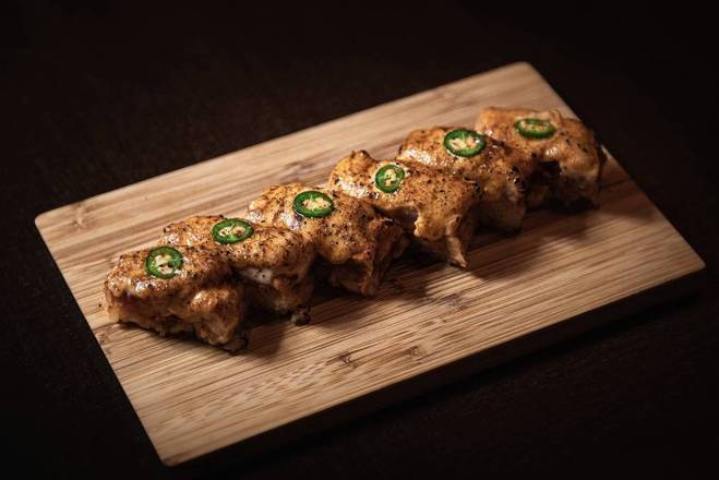 Spicy Tuna Oshi Sushi