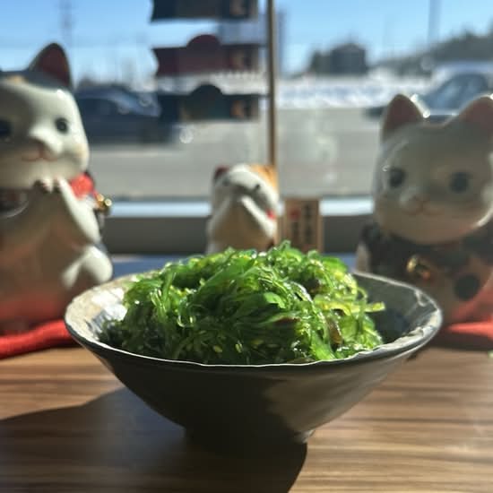 Fresh Seaweed Salad