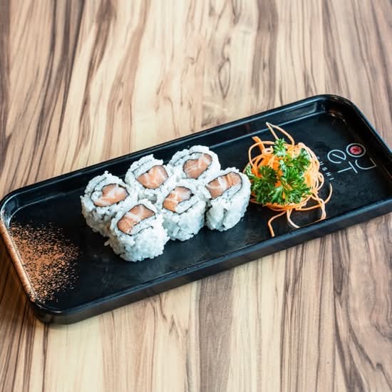 Salmon Roll