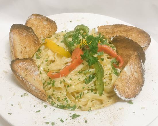 Fettuccine Alfredo