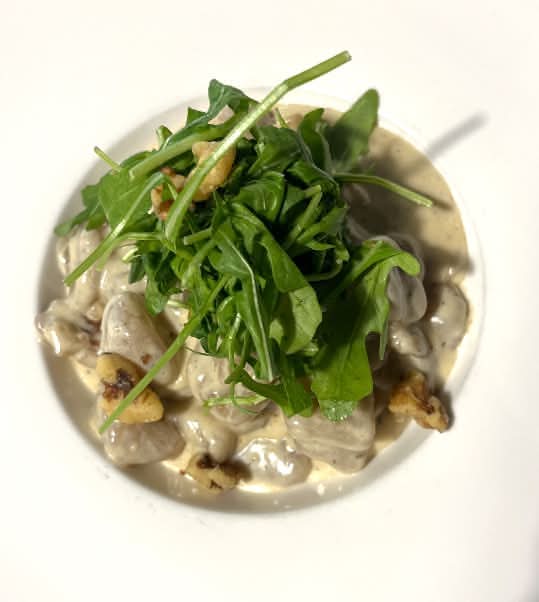 Gnocchi Gorgonzola Noix Et Roquette