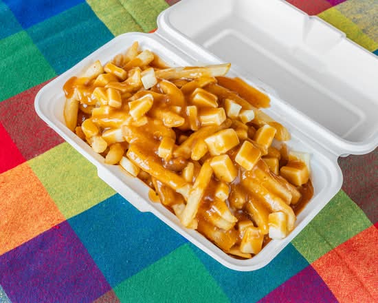 Classic Poutine