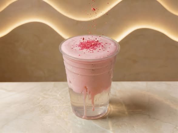 Coconut Water Strawberry