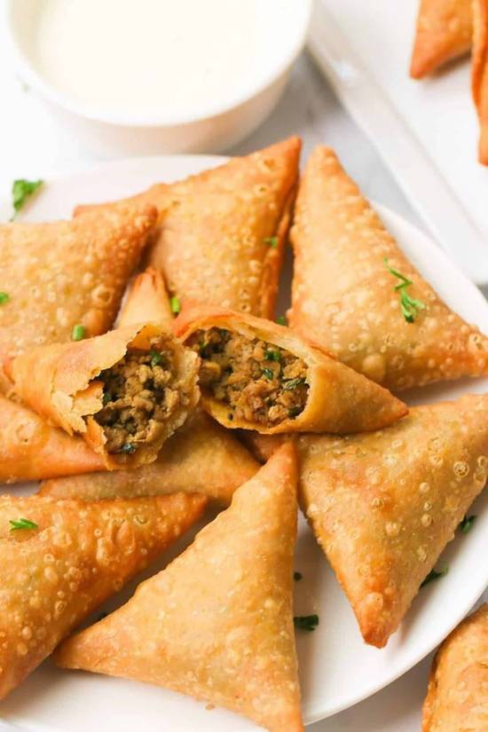 Samosa (2 medium pcs)