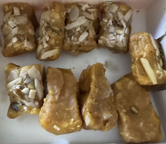 Moong Dal Pinni (1 lb)