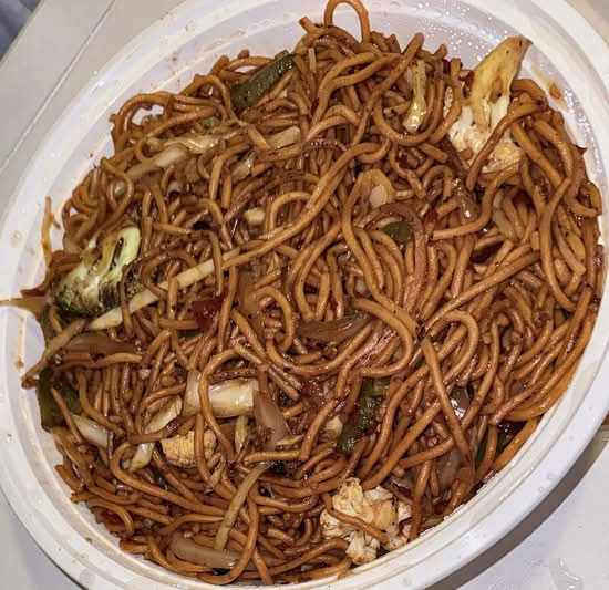 Hot Garlic Veg Noodles