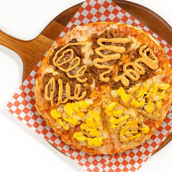 Pulled Pork and Chicken Pizza