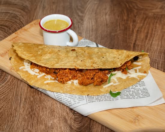 Quesadilla Machete Spicy Chicharrón
