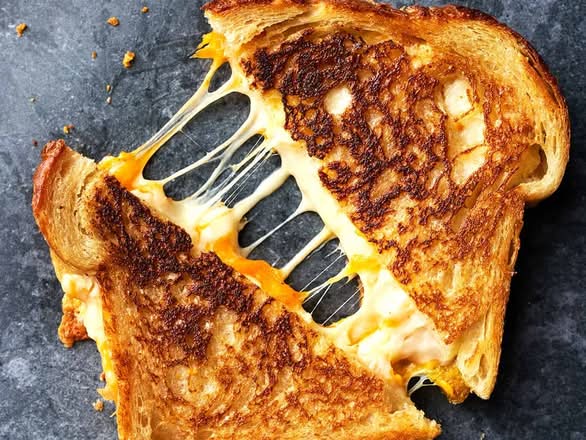GRILLED CHEESE MELT