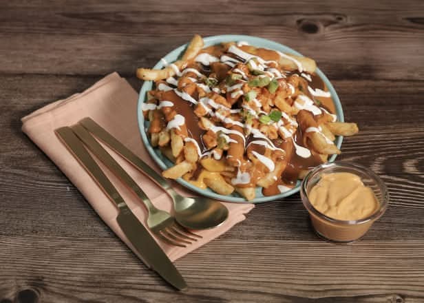 Butter Chicken Poutine