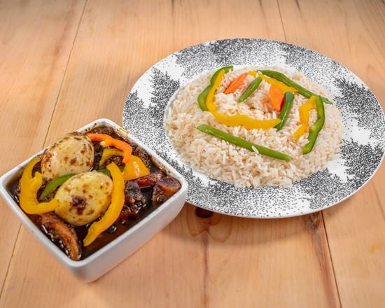 White Rice (With Ayamashe/Ofada Stew)