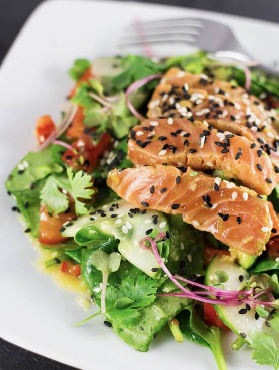 Salade de saumon grillé / Grilled Salmon Salad