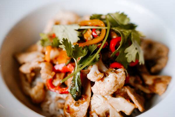 THAI CHICKEN BOWL