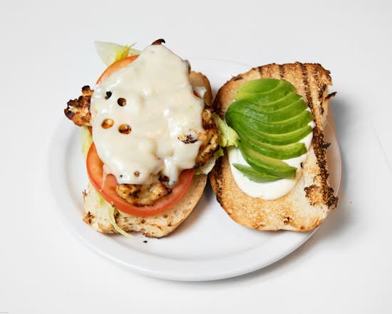 Sandwich au poulet grillé / Grilled Chicken Sandwich