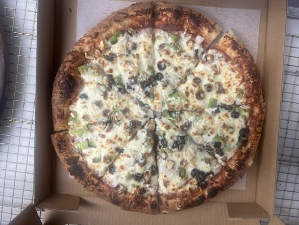 Glenwood Standard Pizza