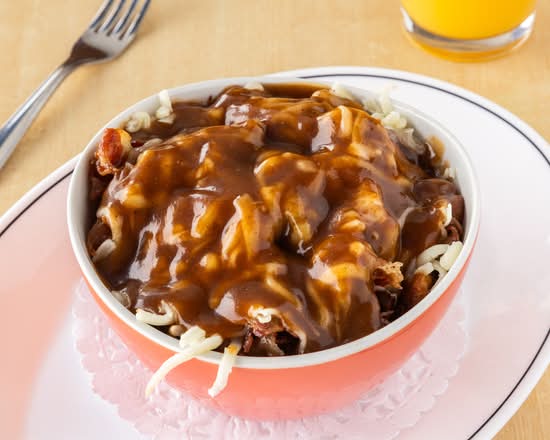 Poutine Déjeuner 3 Viandes / 3 Meat Breakfast Poutine