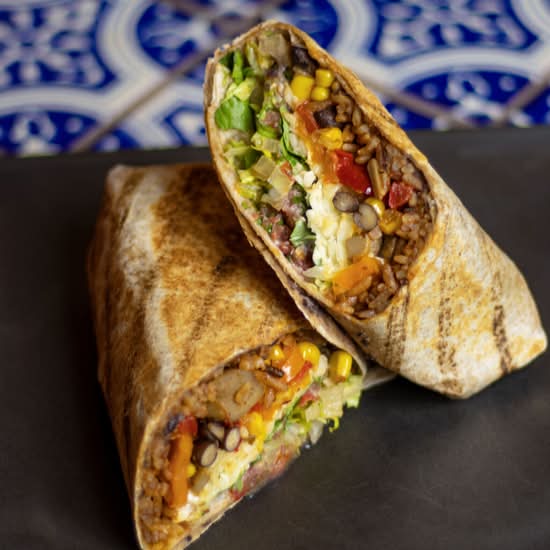 Burrito verdura (végé) / Verdura (veggie) Burrito / Burrito verdura (végé) / Verdura (veggie) Burrito