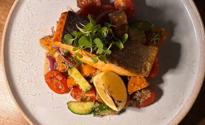 Saumon Poele | Pan Seared Salmon
