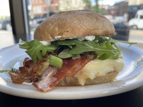 breakfast sandwich