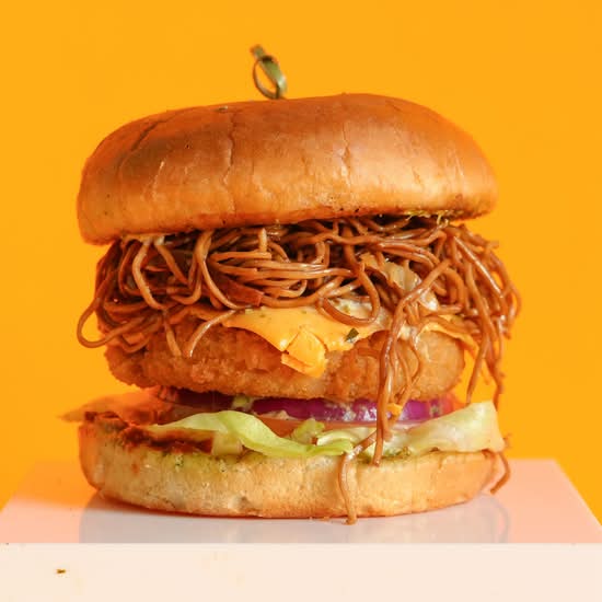 Veg Noodle Burger