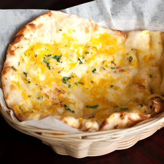 Cheese Naan/Naan au fromage