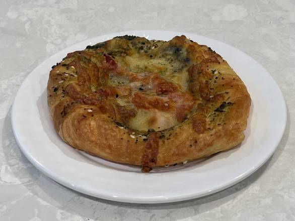 Sun-dried Tomato Pesto Danish