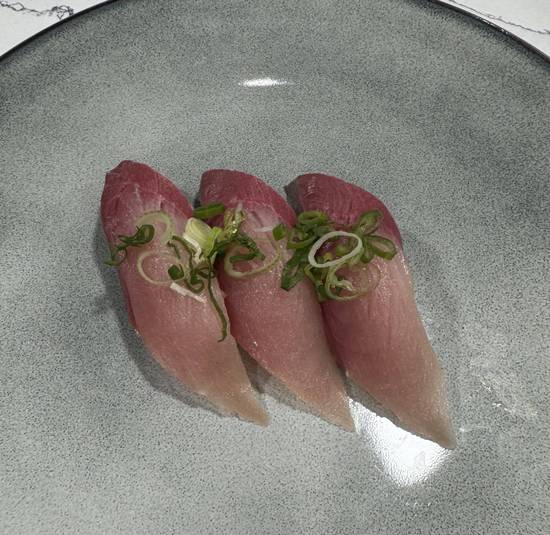 HAMACHI (YELLOW TAIL)