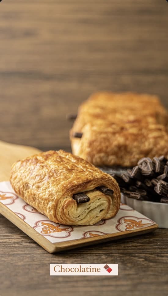 Croissant au chocolat / Chocolate Croissant