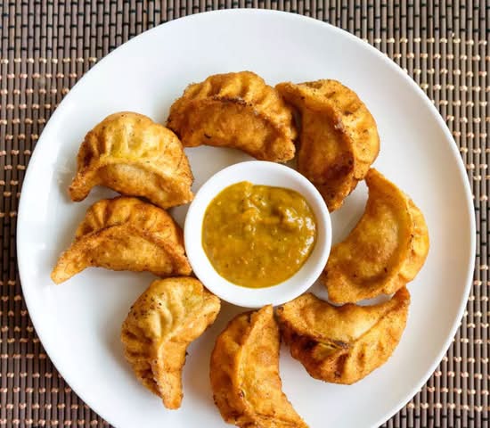 Veg Momo Fried (8 pcs)