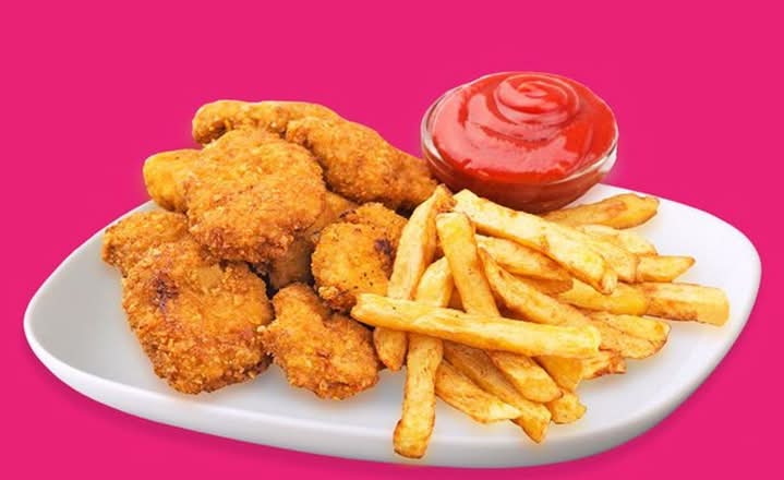 Chicken Nuggets & Fries (6PCS)