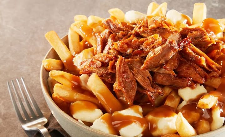 Poutine aux côtes levées / Rib poutine