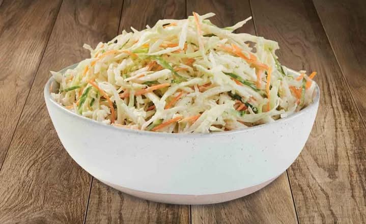 Salade de chou crémeuse - format familial / Creamy Coleslaw - Family Size