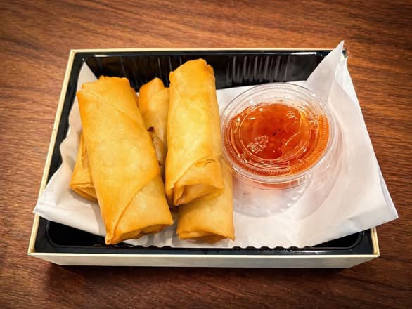 Deep-Fried Spring Roll (5 pcs)
