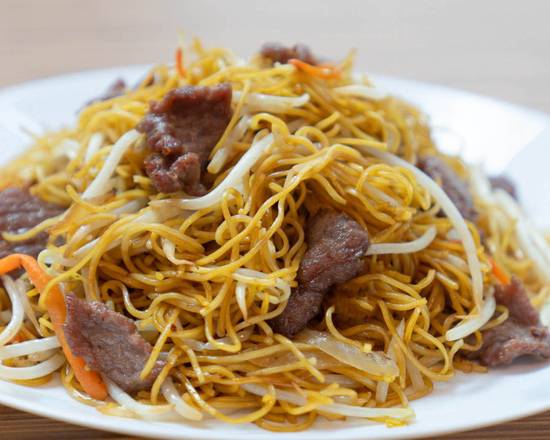 Chow Mein Noodles with Beef