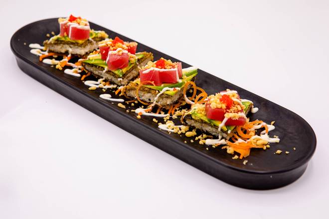 284. Pizza Kimpo Au Saumon (8 mcx)