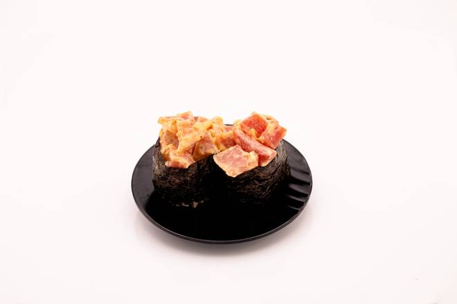 240. Nigiri Au Thon Épicé (2 mcx)