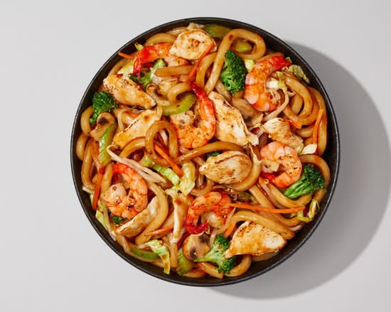 Teppanyaki au poulet et aux crevettes avec du riz