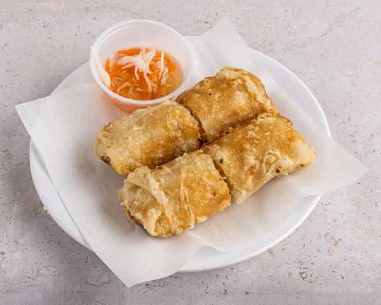 01. Deep-Fried Spring Roll (2 Pcs)