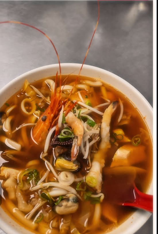 Spicy Seafood Udon