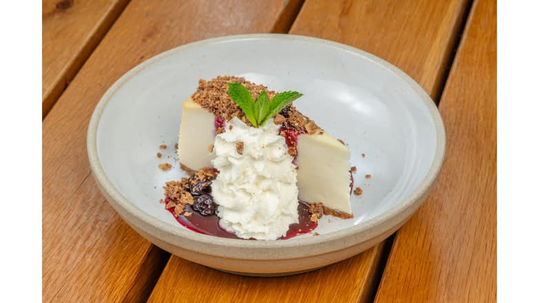 Blueberry White Chocolate Cheesecake