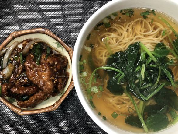 416. Deep Fried Pork Chop with Onion Sauce in Noodle Soup 蔥烤排骨湯麵