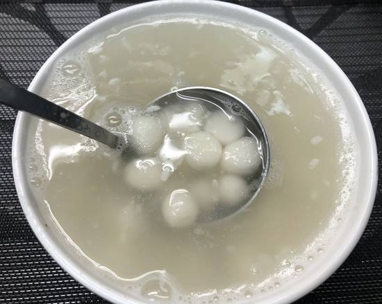 501. Mini Glutinous Rice Ball in Sweet Ferment Rice with Osmathus 酒釀圓子