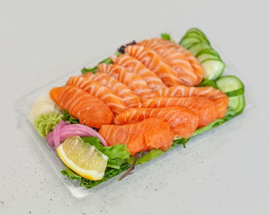 Salmon Sashimi midium