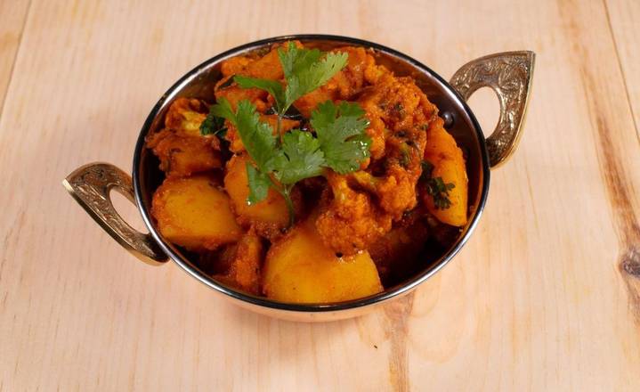 CURRY DE CHOU-FLEUR DE POMMES DE TERRE/ ALOO GOBI