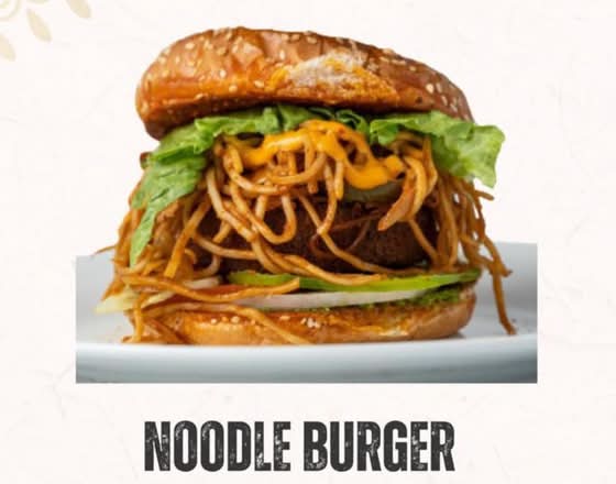 Noodle Chicken Burger